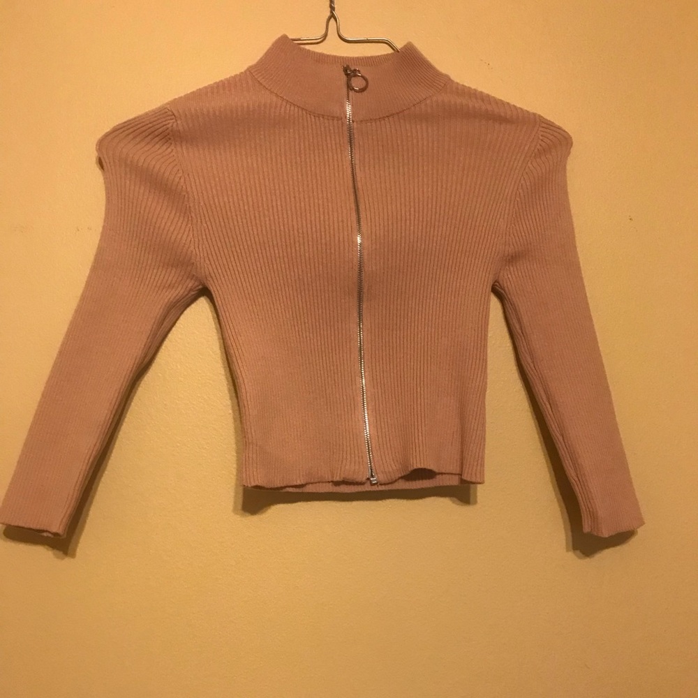 Small Forever 21 Beige Crop Top